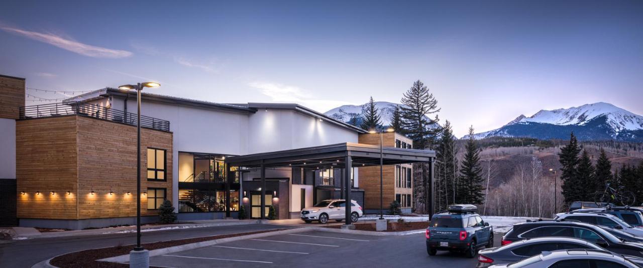 The Block Hotel & Commons Silverthorne Exterior photo