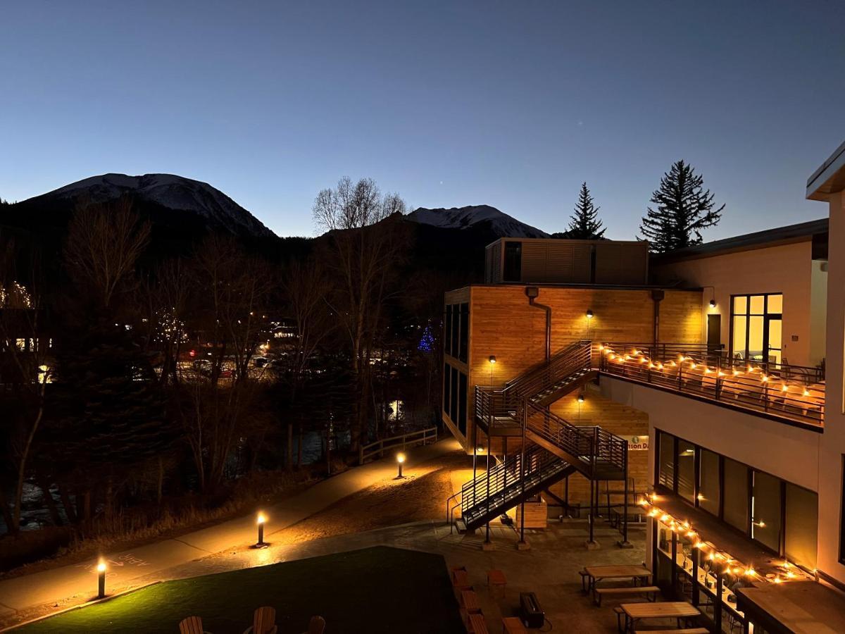 The Block Hotel & Commons Silverthorne Exterior photo