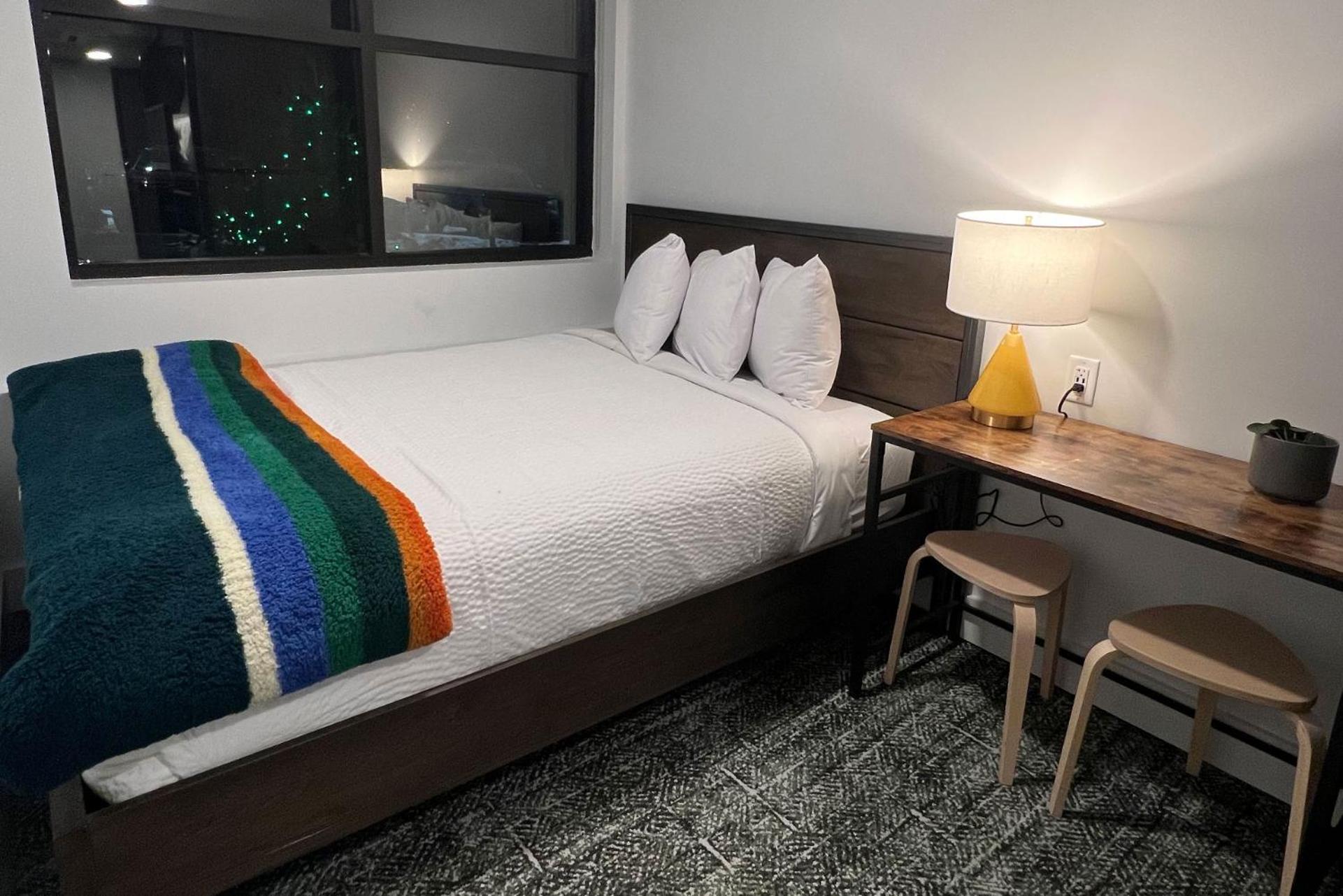 The Block Hotel & Commons Silverthorne Room photo